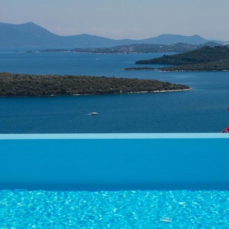 Villa Pasithea - Breathtaking Seaviews, Infinity Pool, Privacy, Close To The Beach Нидри Екстериор снимка